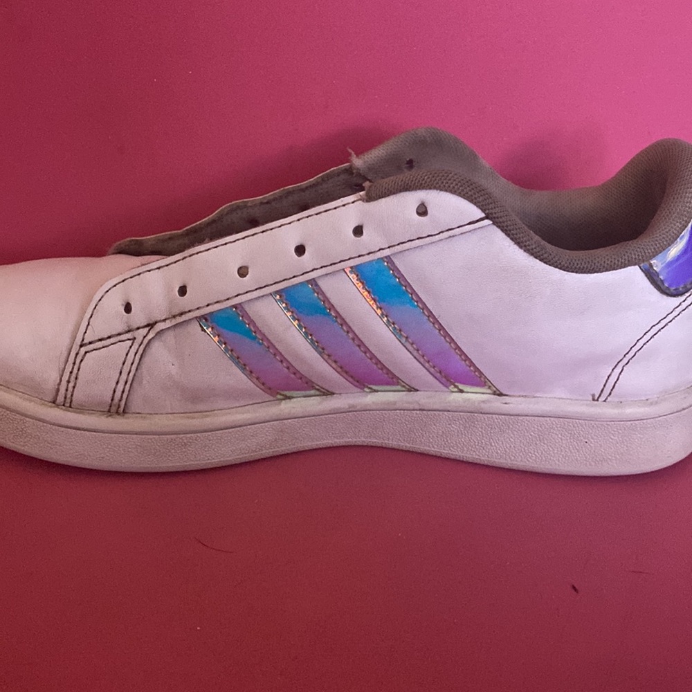 𝑨𝒅𝒊𝒅𝒂𝒔 𝒖𝒏𝒊𝒔𝒆𝒙 𝒔𝒏𝒆𝒂𝒌𝒆𝒓𝒔 𝒎𝒖𝒍𝒕𝒊𝒄𝒐𝒍𝒐𝒓 ! 𝑺𝒊𝒛𝒆 4𝒀 - Picture 3 of 4